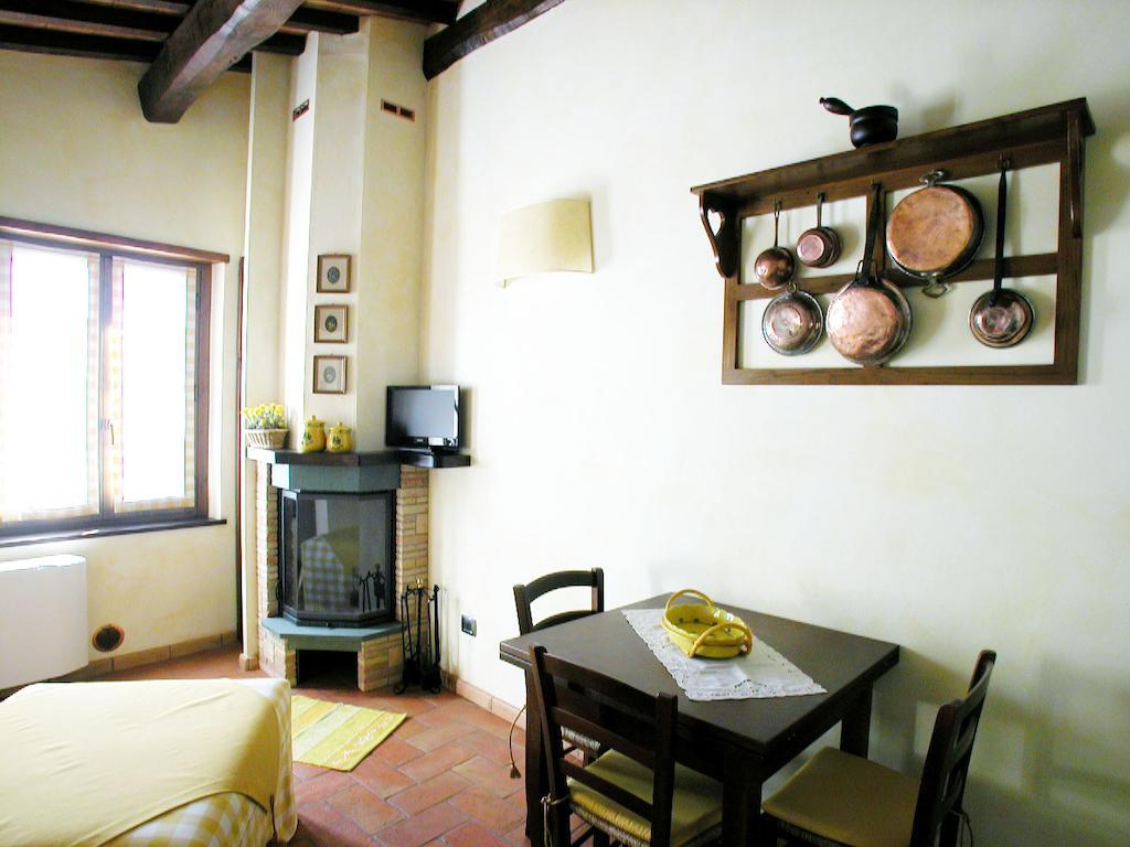 Agriturismo Istrice Innamorato Campello sul Clitunno Room photo